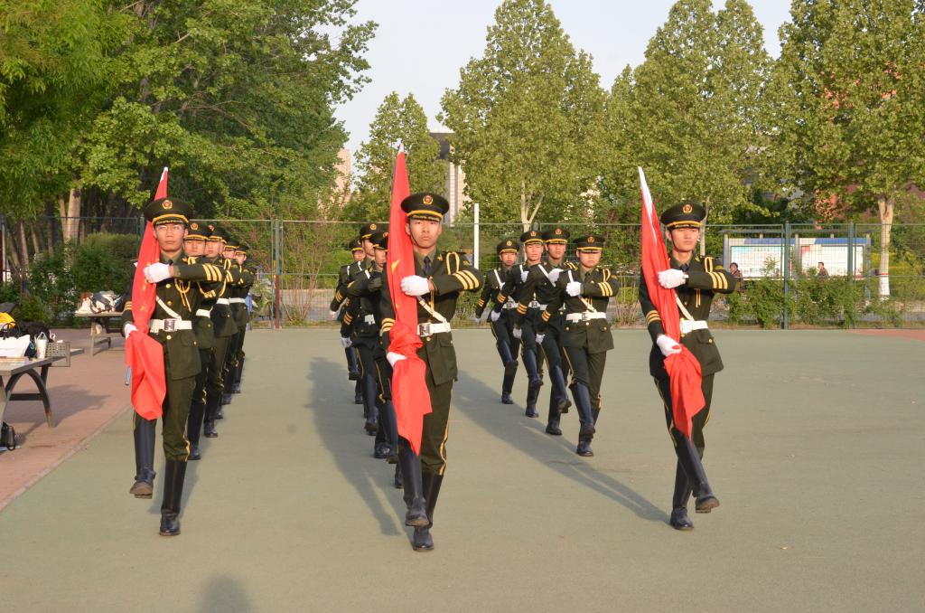 国旗护卫队入场